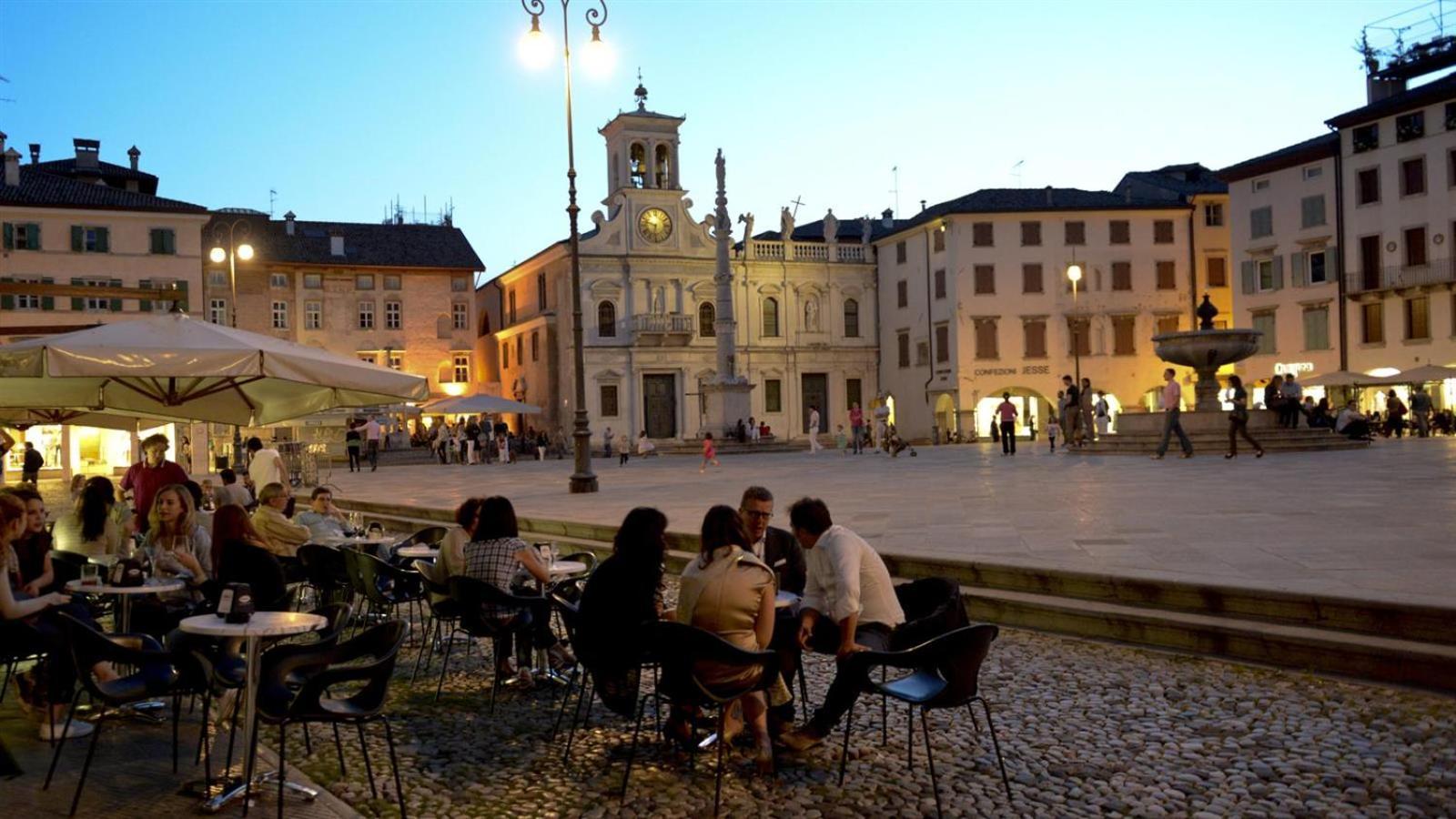 شقة Ampio Trilocale A Udine Centro المظهر الخارجي الصورة